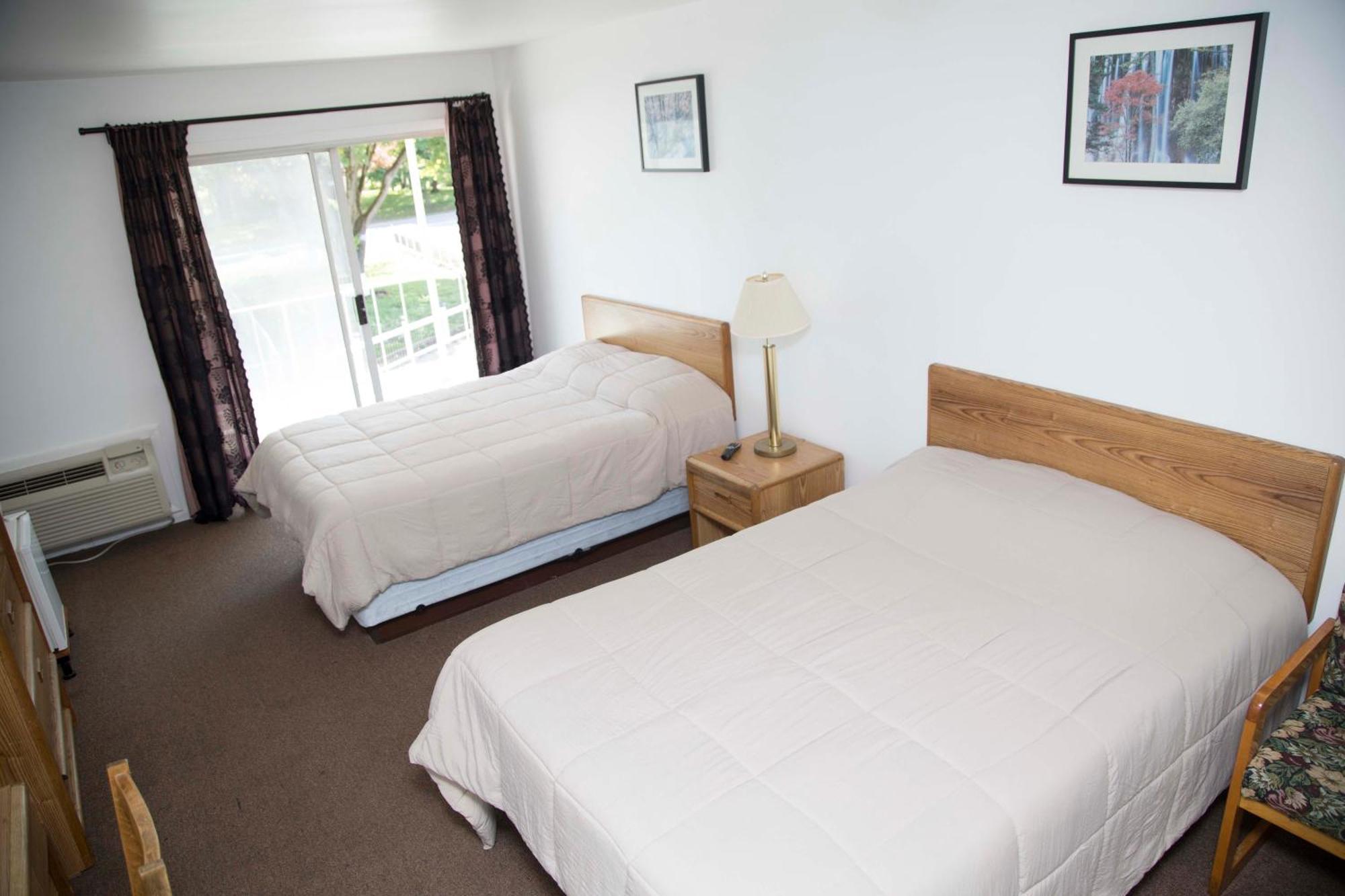 Lake George Residence Llc South Glens Falls ภายนอก รูปภาพ