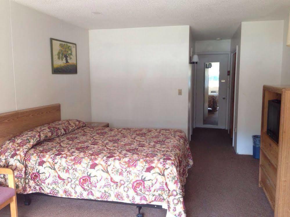Lake George Residence Llc South Glens Falls ภายนอก รูปภาพ