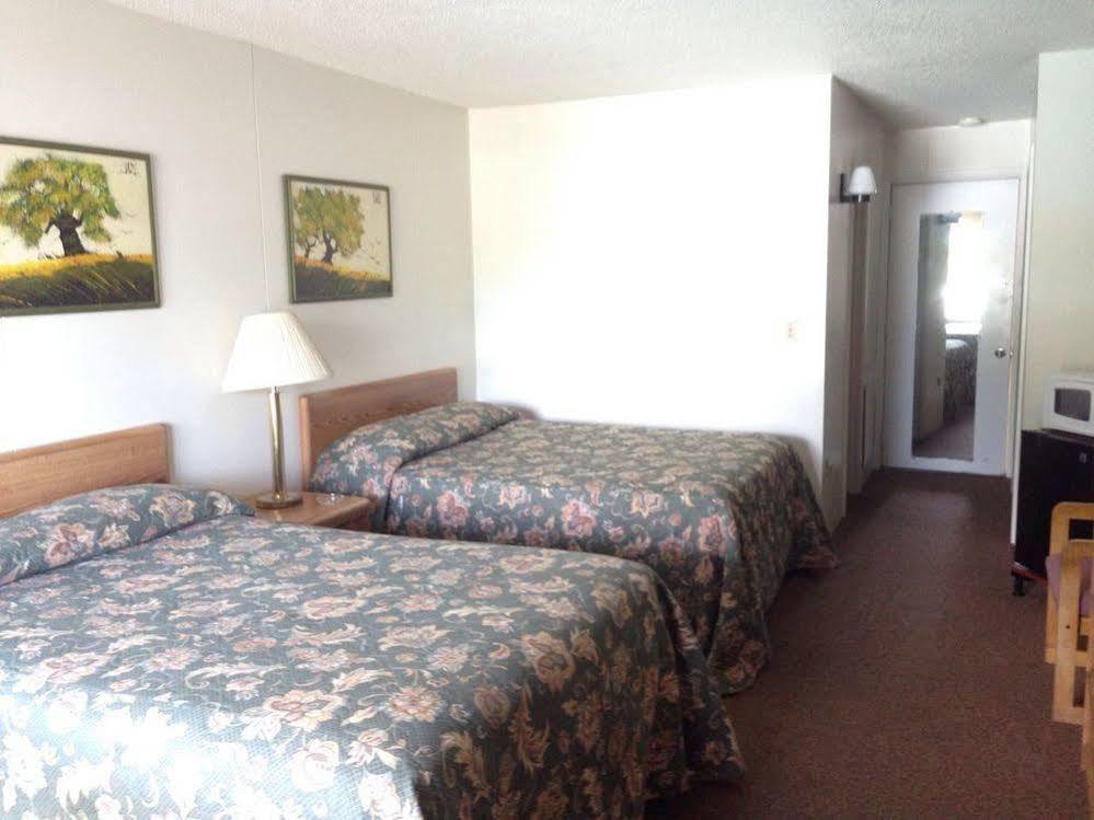 Lake George Residence Llc South Glens Falls ภายนอก รูปภาพ